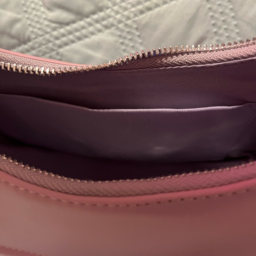 Vividora Lavender Crescent Shoulder Bag with Dust Bag and Shoulder Strap NWT - Picture 5 of 6